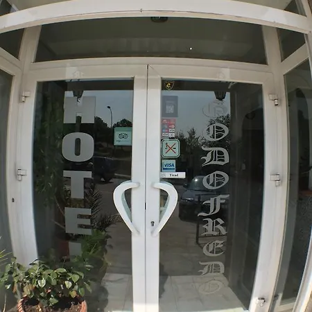 Godofredo Hotel 2*